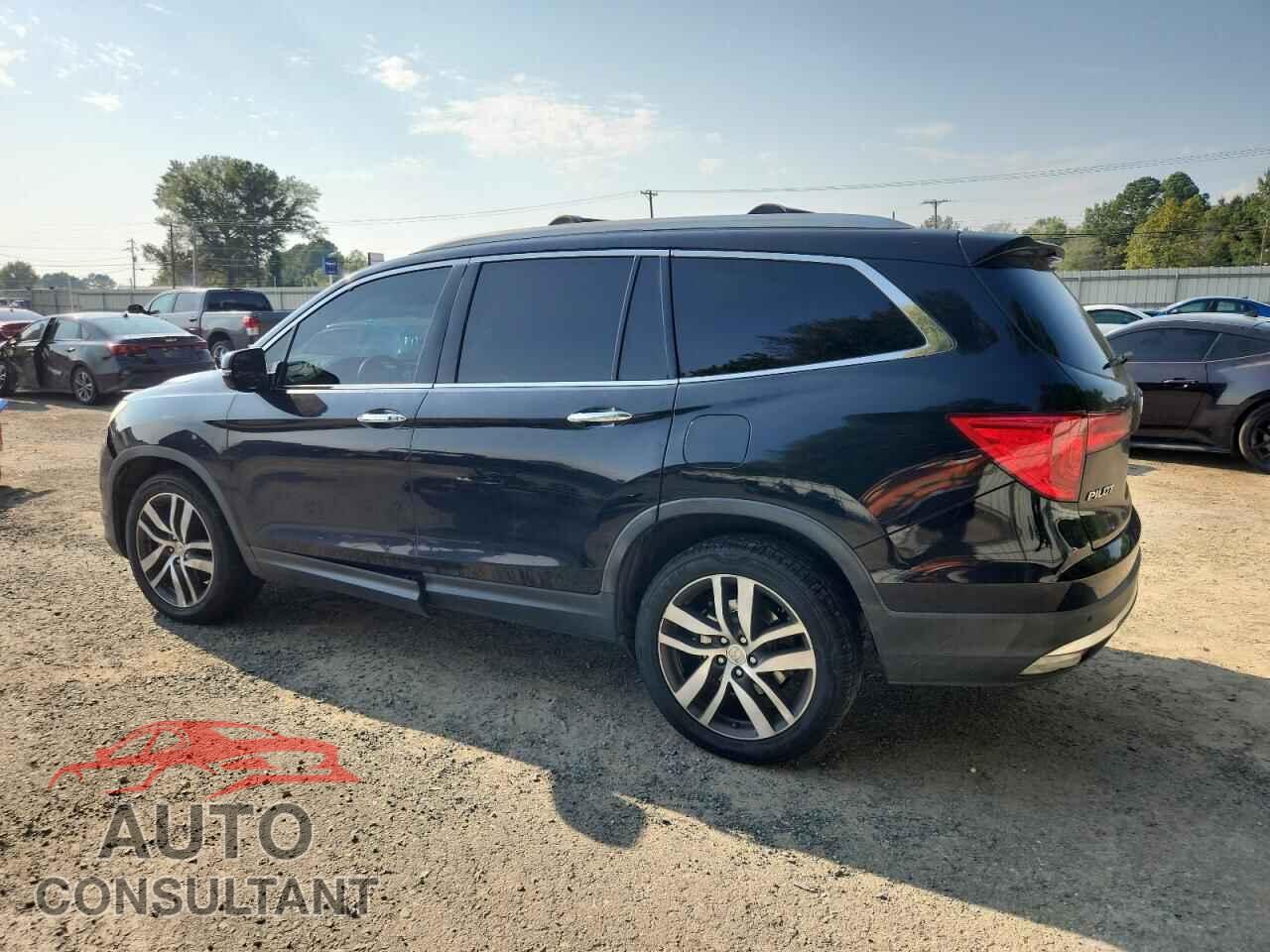 HONDA PILOT 2016 - 5FNYF6H95GB004841