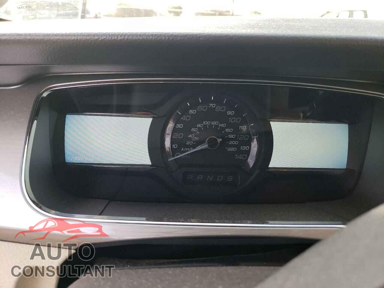 FORD TAURUS 2017 - 1FAHP2E80HG109561