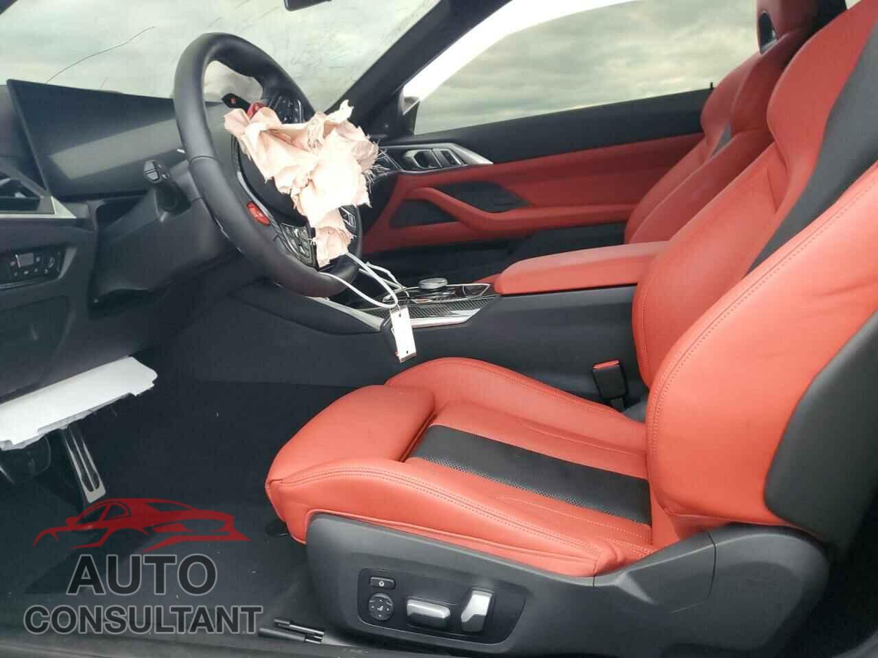 BMW M4 2024 - WBS33BA08RCN76292