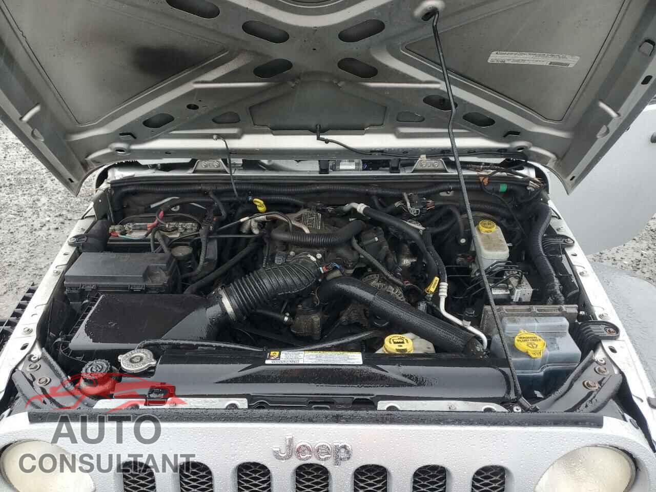 JEEP WRANGLER 2011 - 1J4AA2D11BL508246