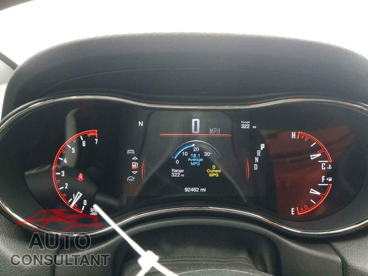 DODGE DURANGO 2018 - 1C4RDJDG5JC261889