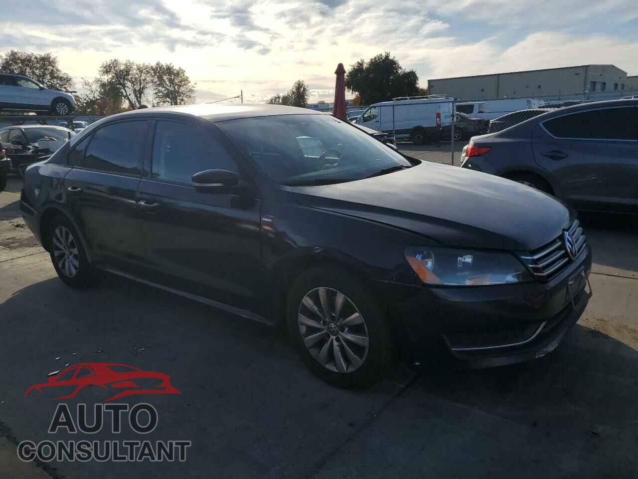VOLKSWAGEN PASSAT 2015 - 1VWAT7A33FC038470