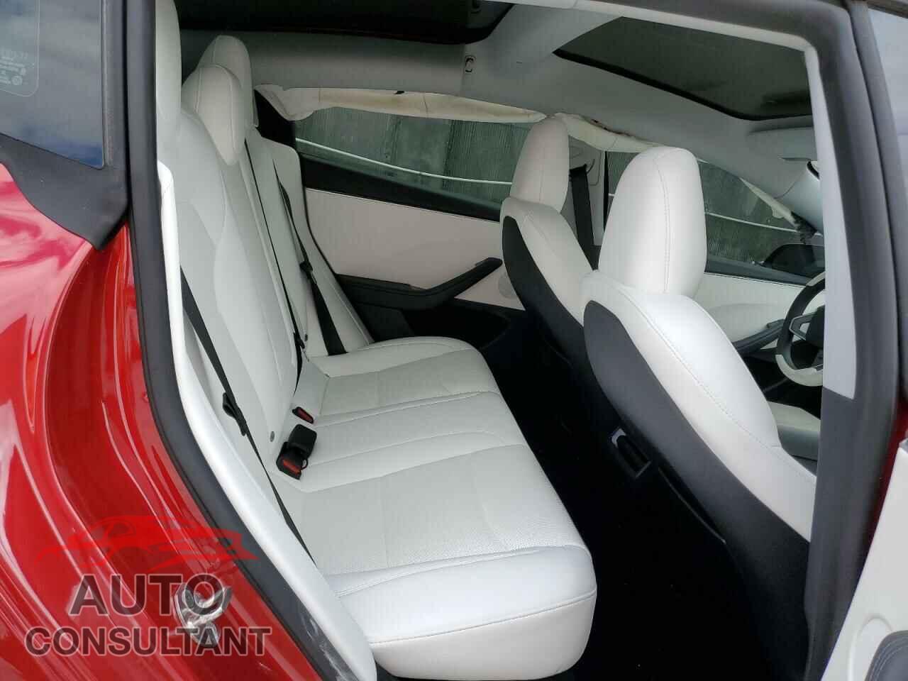 TESLA MODEL 3 2024 - 5YJ3E1EA0RF856676