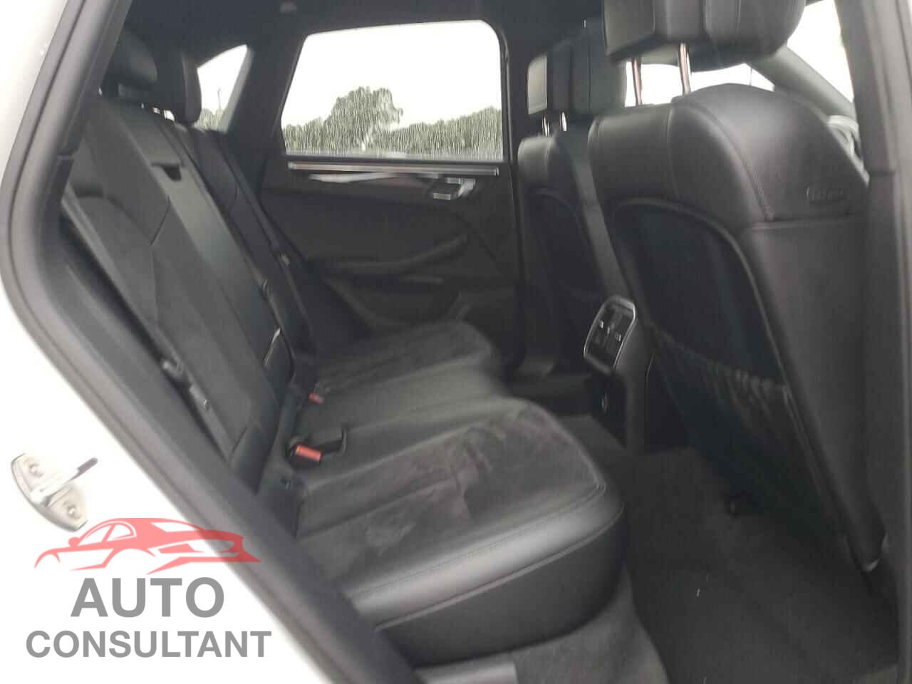 PORSCHE MACAN 2018 - WP1AA2A55JLB08846