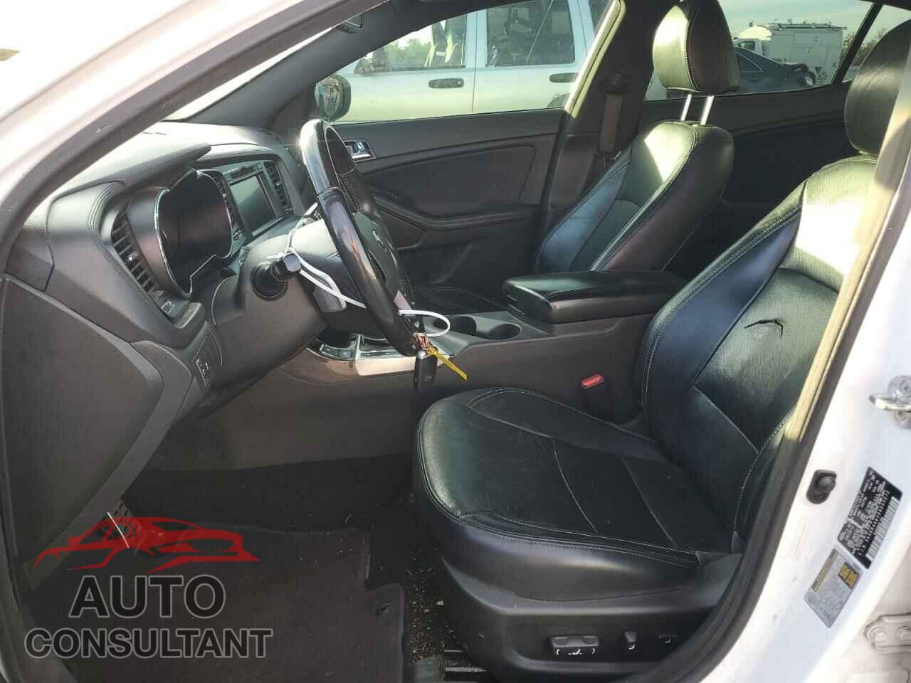 KIA OPTIMA 2013 - 5XXGR4A6XDG095072