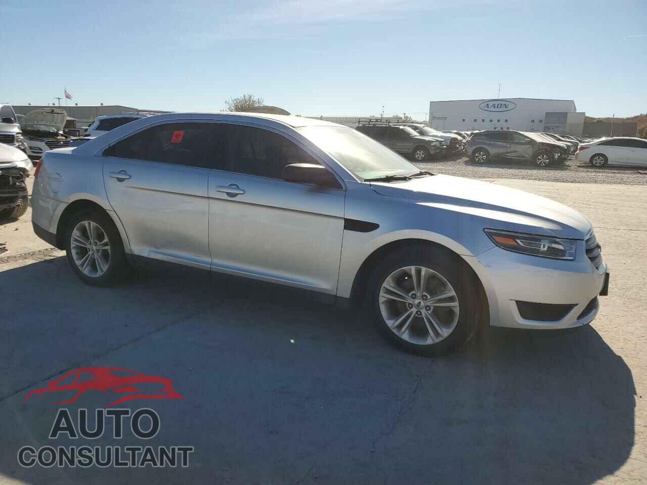 FORD TAURUS 2016 - 1FAHP2D82GG155215