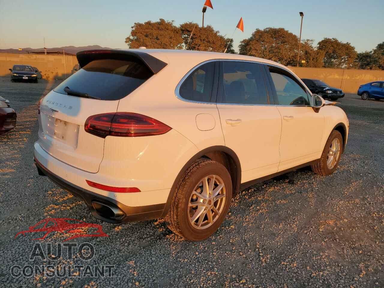 PORSCHE CAYENNE 2016 - WP1AA2A27GLA00405