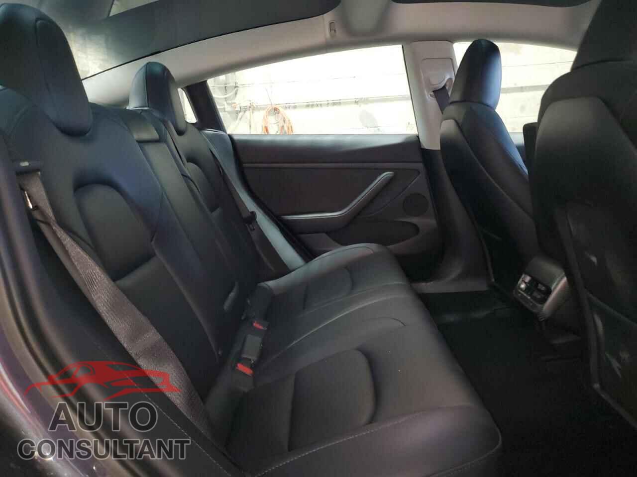 TESLA MODEL 3 2023 - 5YJ3E1EA2PF558725