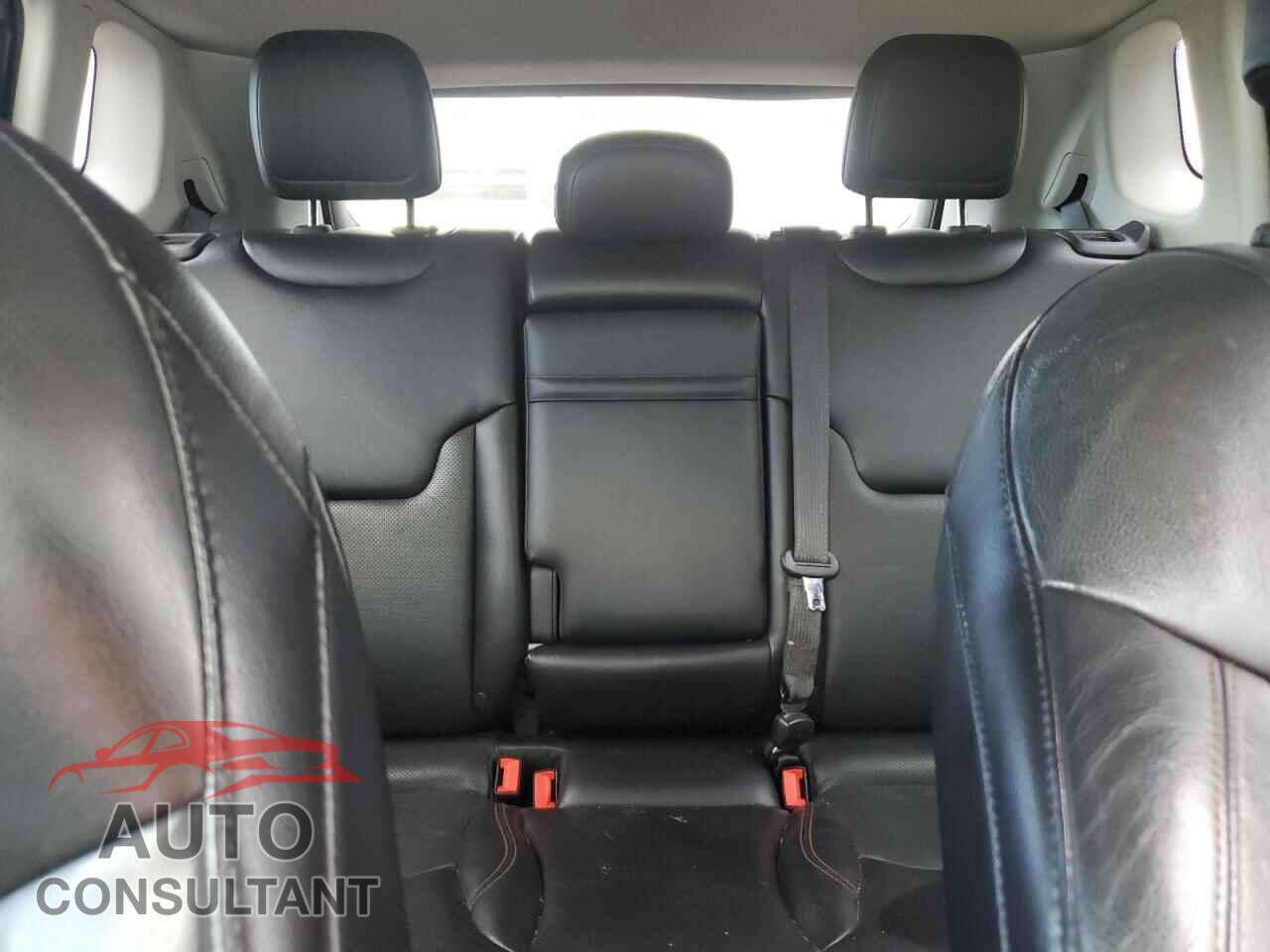 JEEP COMPASS 2017 - 3C4NJDCB1HT617140
