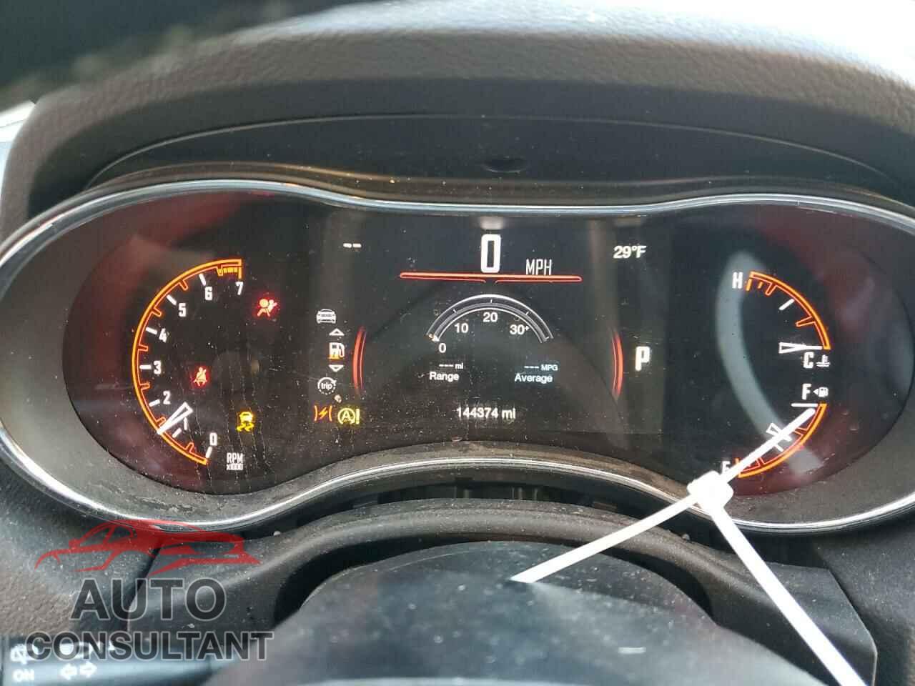 DODGE DURANGO 2017 - 1C4RDJAG5HC651132