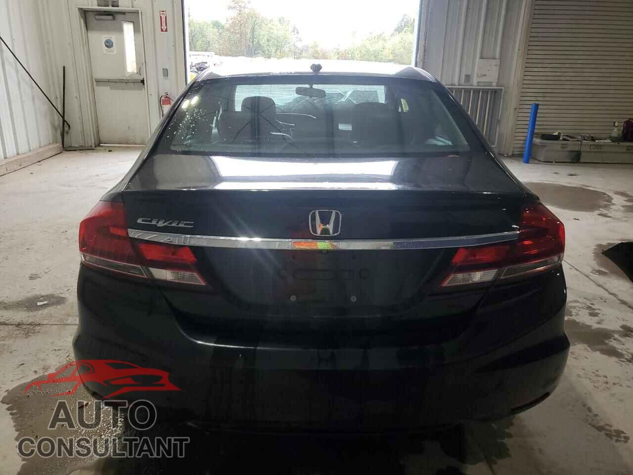HONDA CIVIC 2015 - 2HGFB2F94FH504174