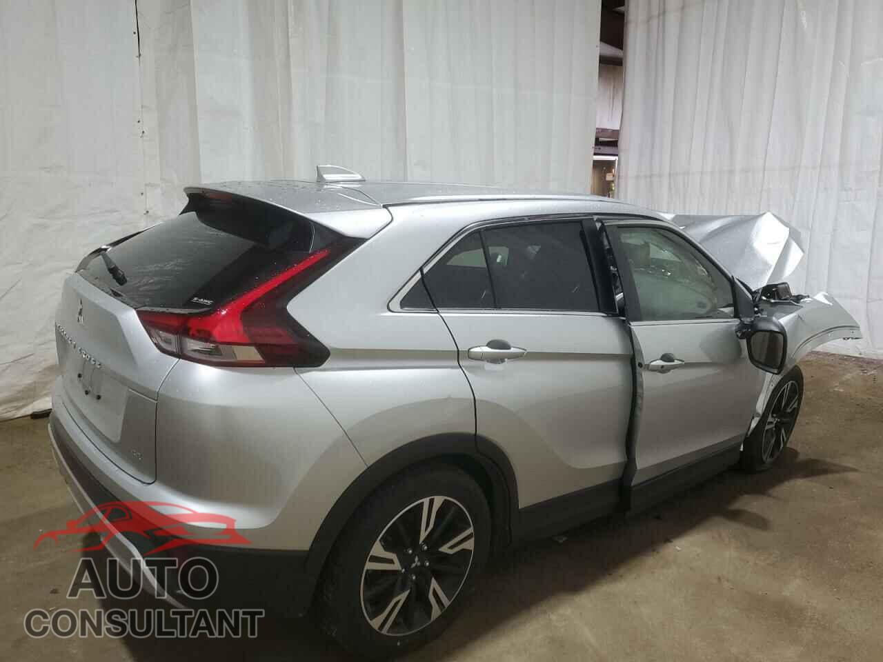 MITSUBISHI ECLIPSE 2024 - JA4ATWAA6RZ020326
