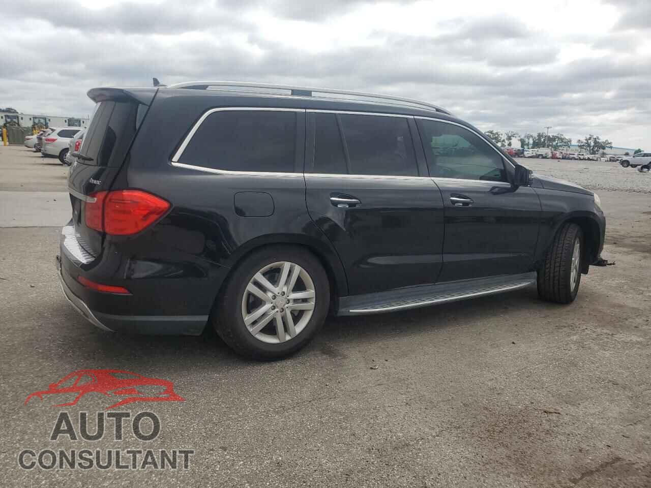MERCEDES-BENZ GL-CLASS 2015 - 4JGDF6EE3FA605104