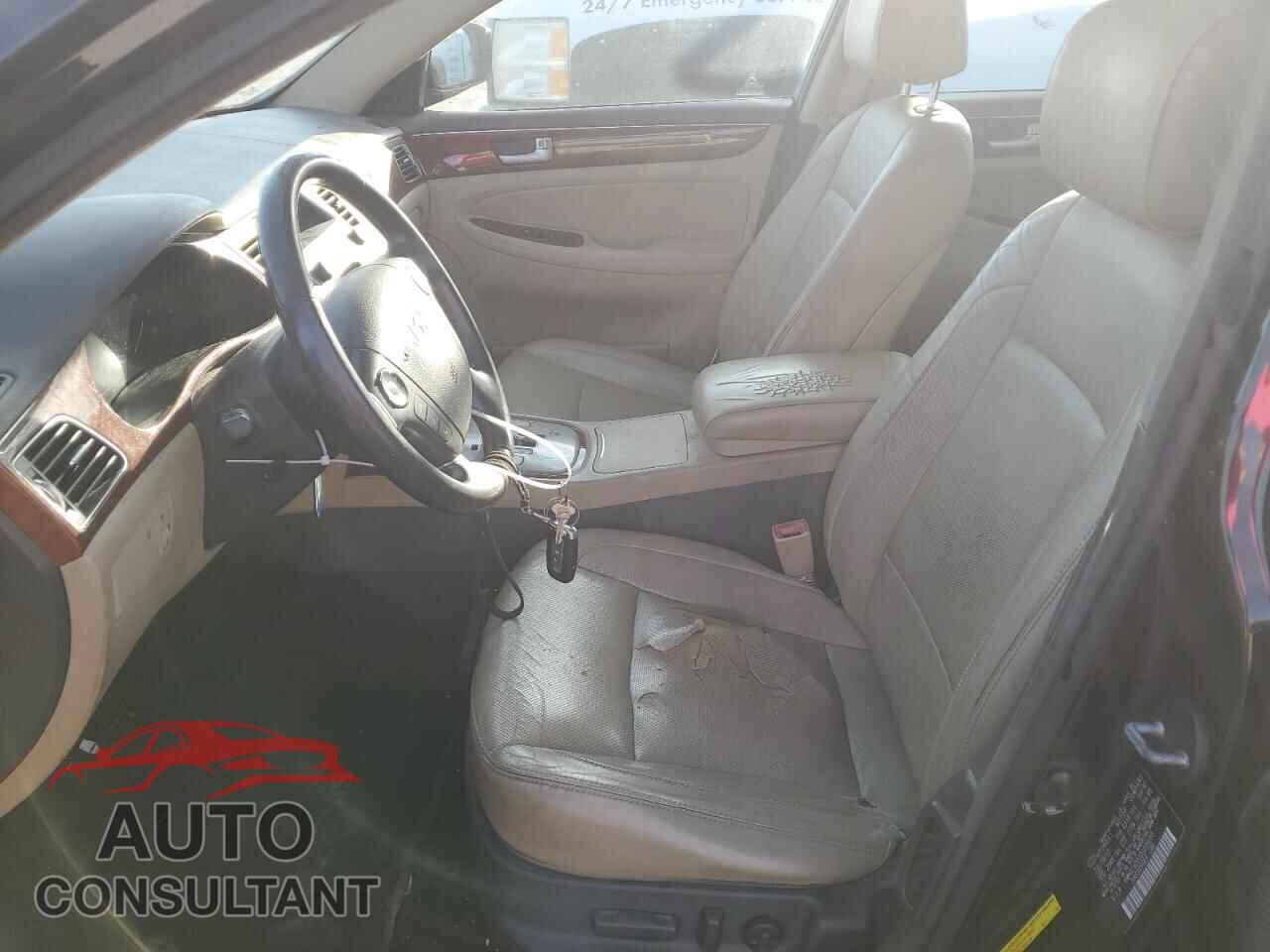 HYUNDAI GENESIS 2013 - KMHGC4DD0DU209355
