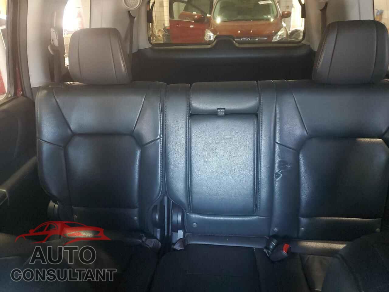 HONDA PILOT 2014 - 5FNYF4H93EB025575