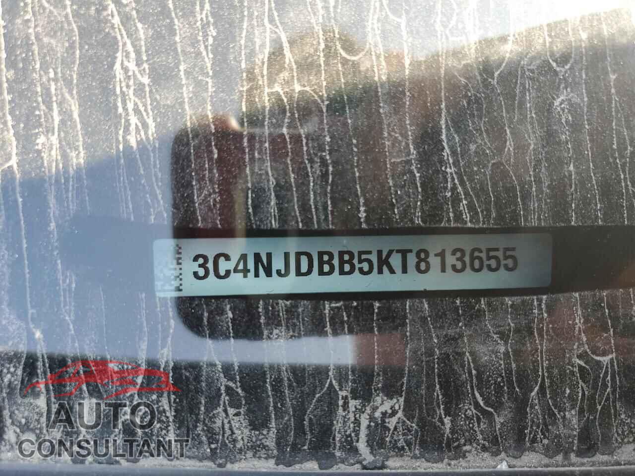 JEEP COMPASS 2019 - 3C4NJDBB5KT813655