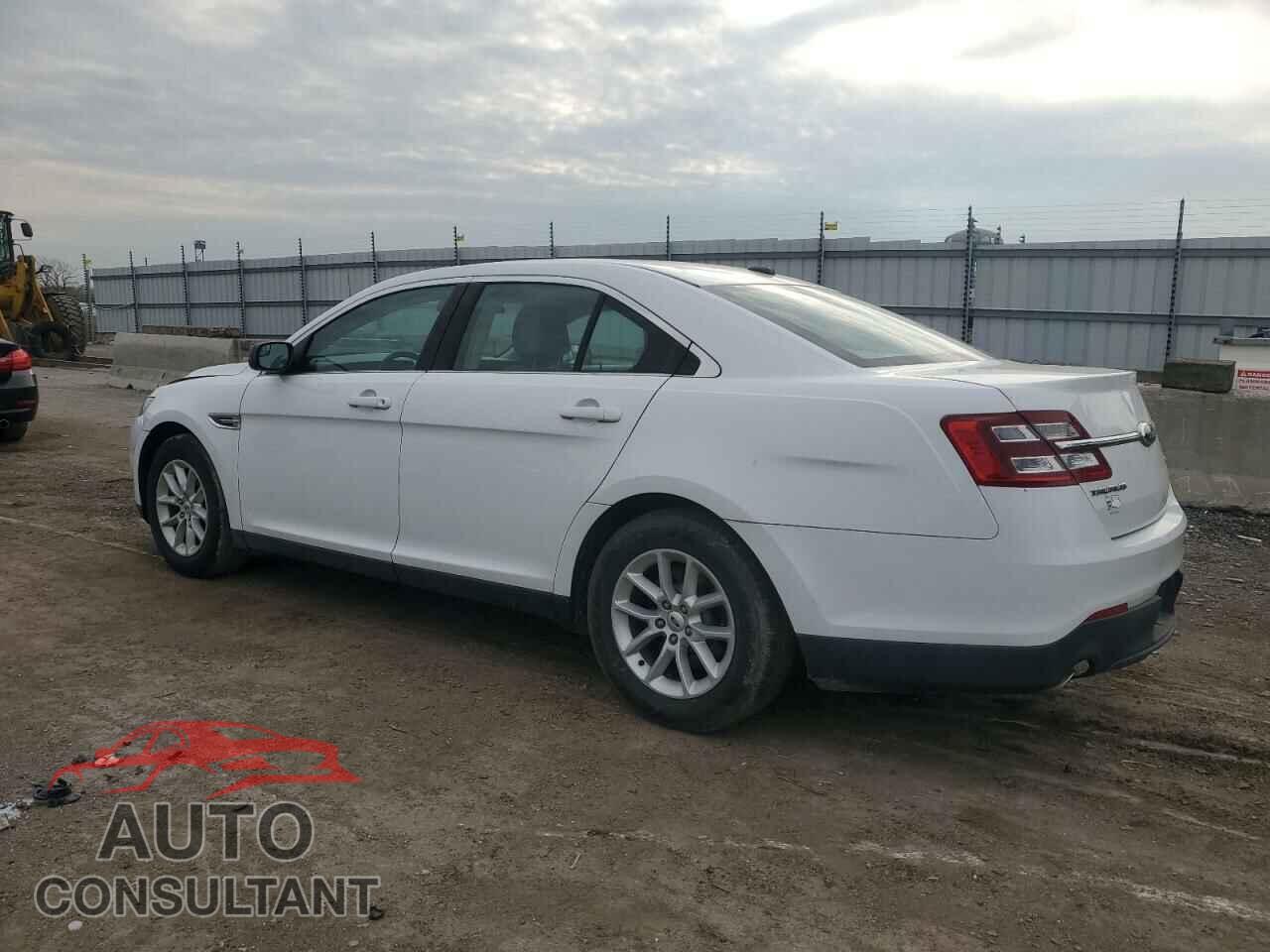FORD TAURUS 2013 - 1FAHP2D82DG112862
