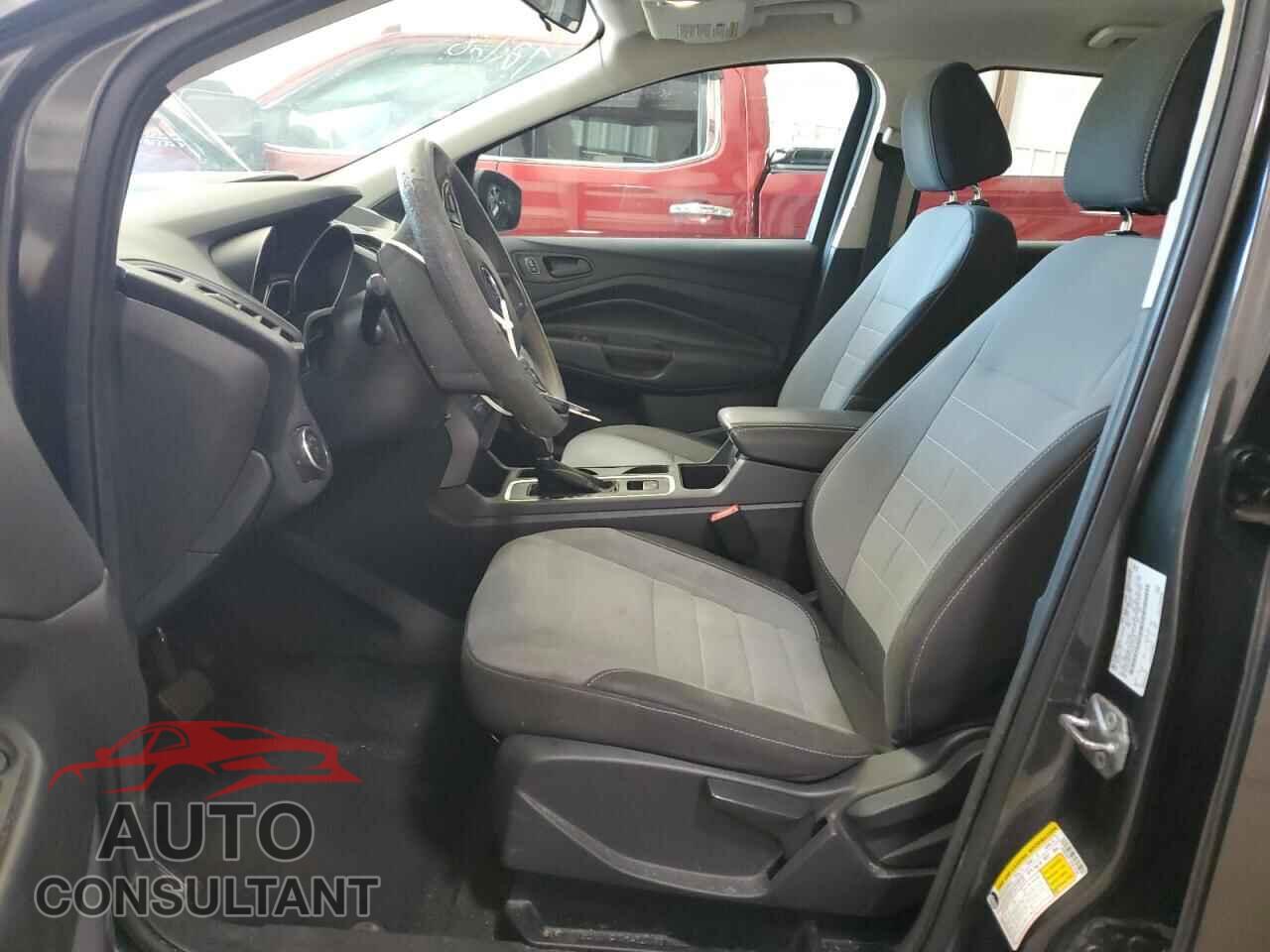FORD ESCAPE 2017 - 1FMCU0F77HUD37268