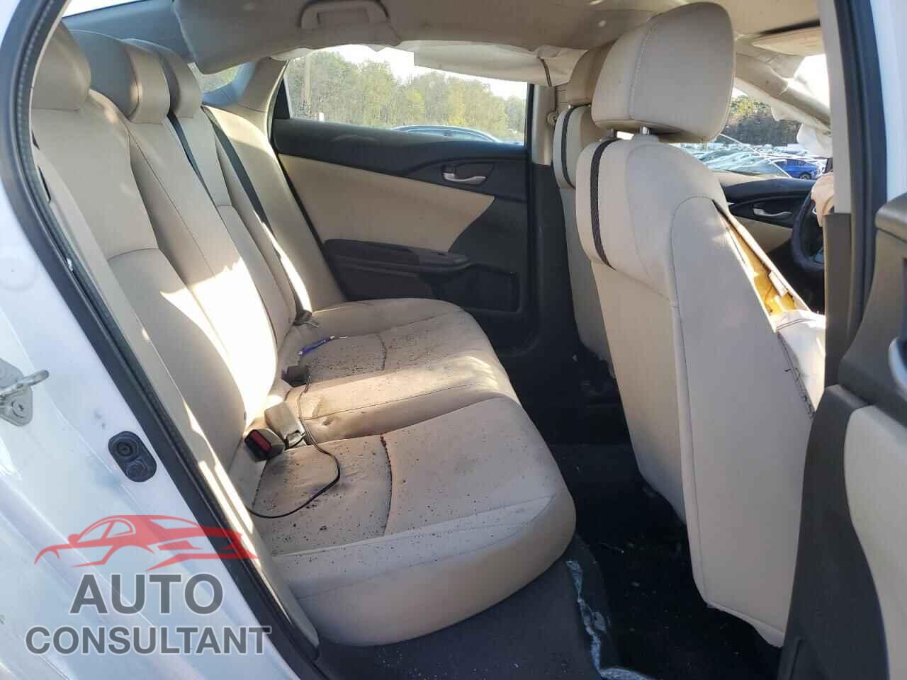 HONDA CIVIC 2018 - 2HGFC2F5XJH530068