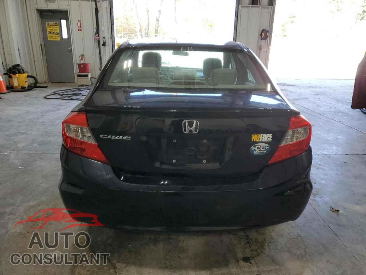 HONDA CIVIC 2012 - 2HGFB2F56CH335798