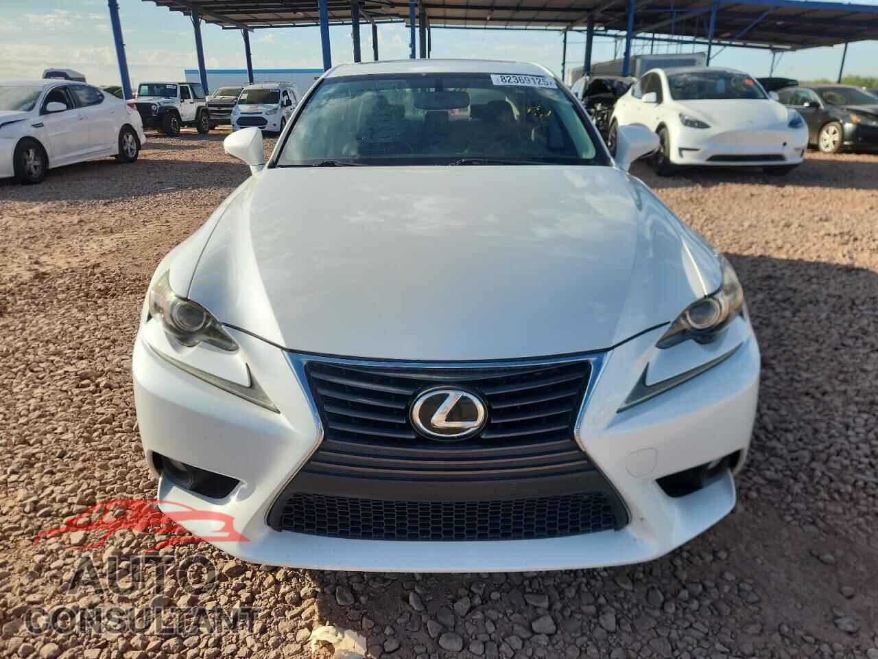 LEXUS IS 2014 - JTHBF1D26E5011201