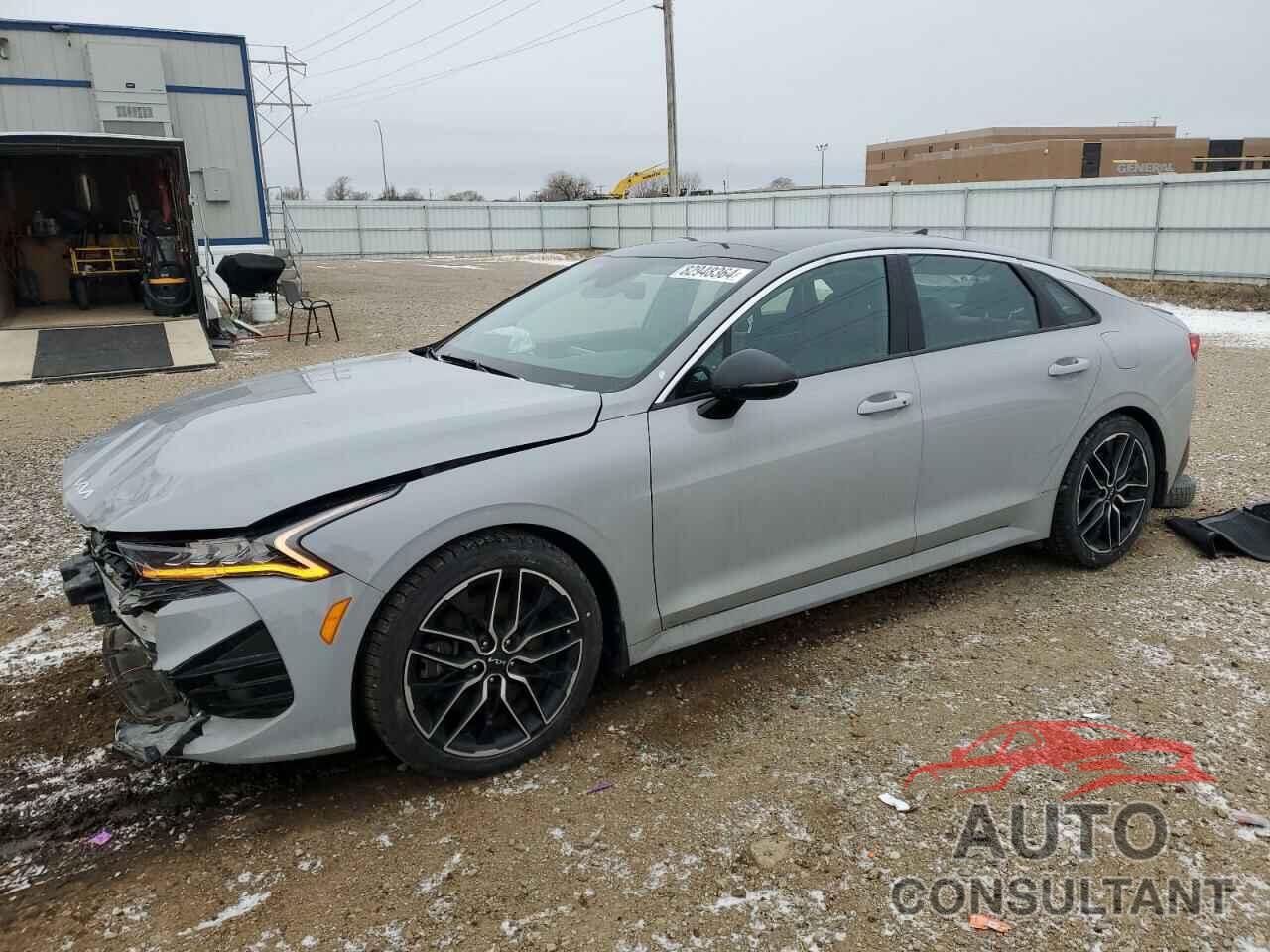 KIA K5 2023 - 5XXG44J88PG223782