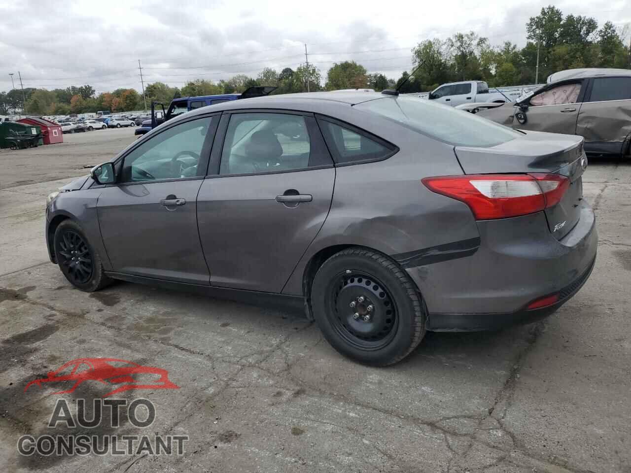 FORD FOCUS 2012 - 1FAHP3F23CL310838