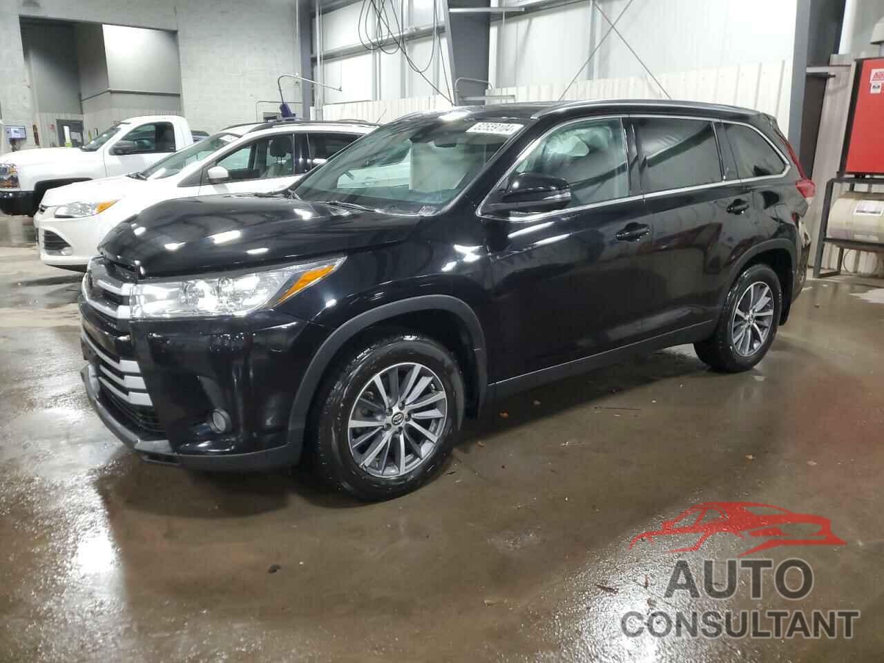 TOYOTA HIGHLANDER 2019 - 5TDJZRFH9KS578707