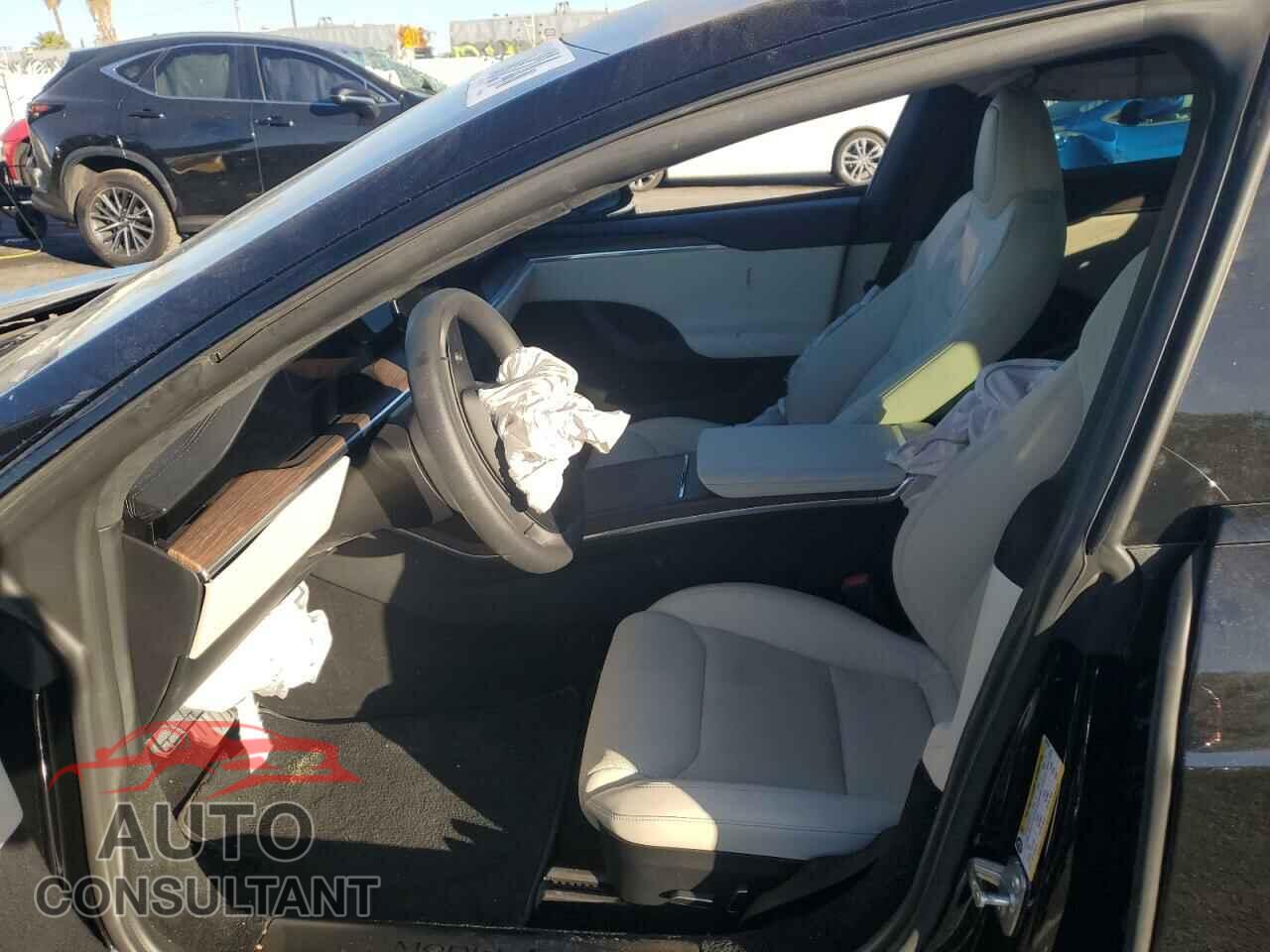 TESLA MODEL S 2023 - 5YJSA1E55PF500926
