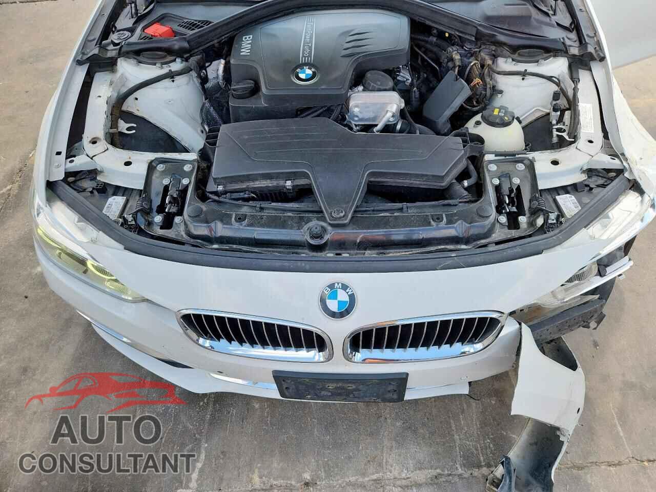 BMW 3 SERIES 2016 - WBA8E9C56GK643660
