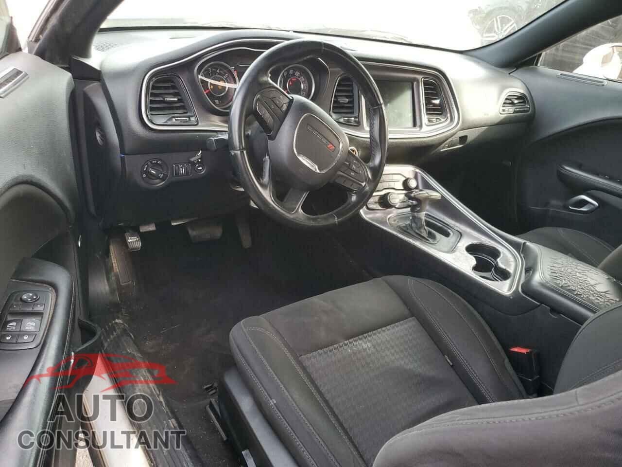 DODGE CHALLENGER 2015 - 2C3CDZAT9FH707654