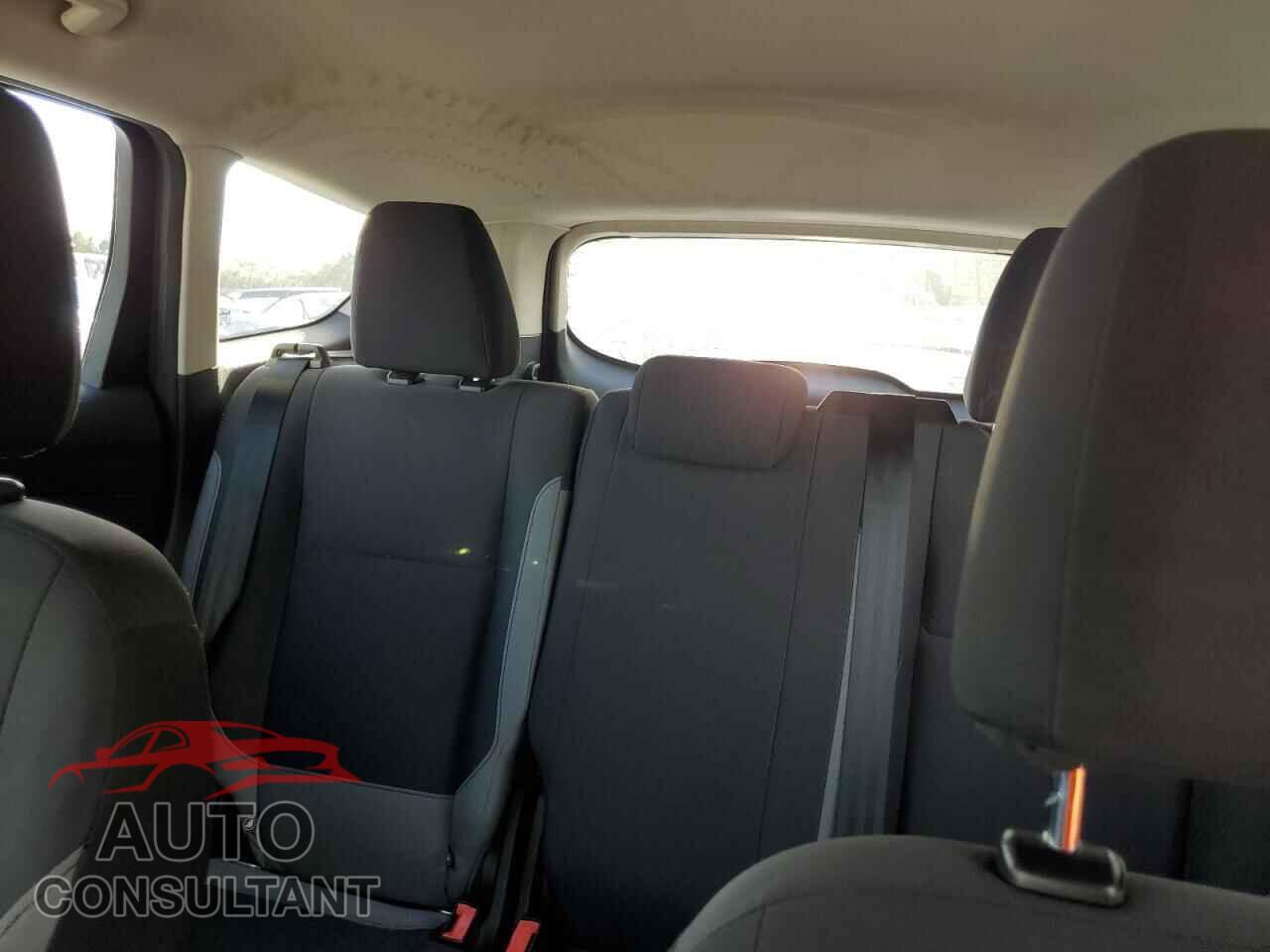 FORD ESCAPE 2015 - 1FMCU0F77FUB88972