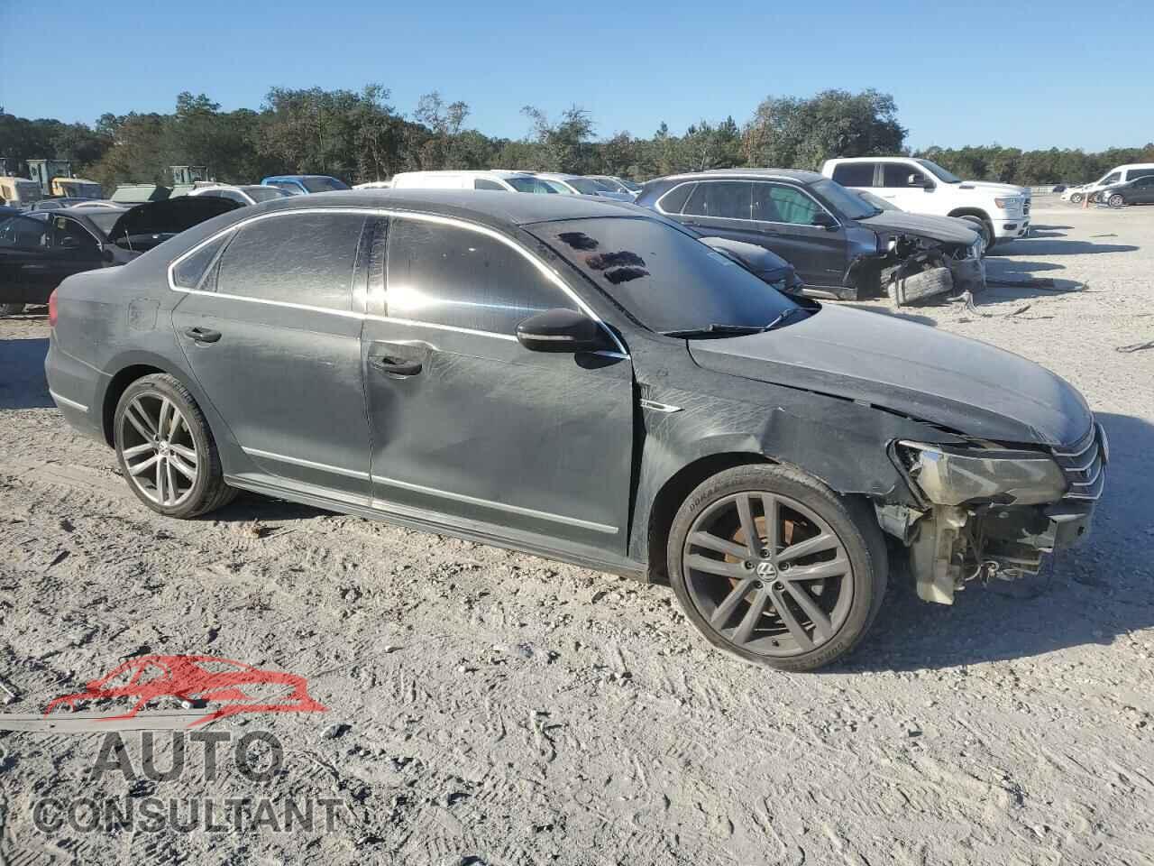 VOLKSWAGEN PASSAT 2017 - 1VWDT7A36HC008637