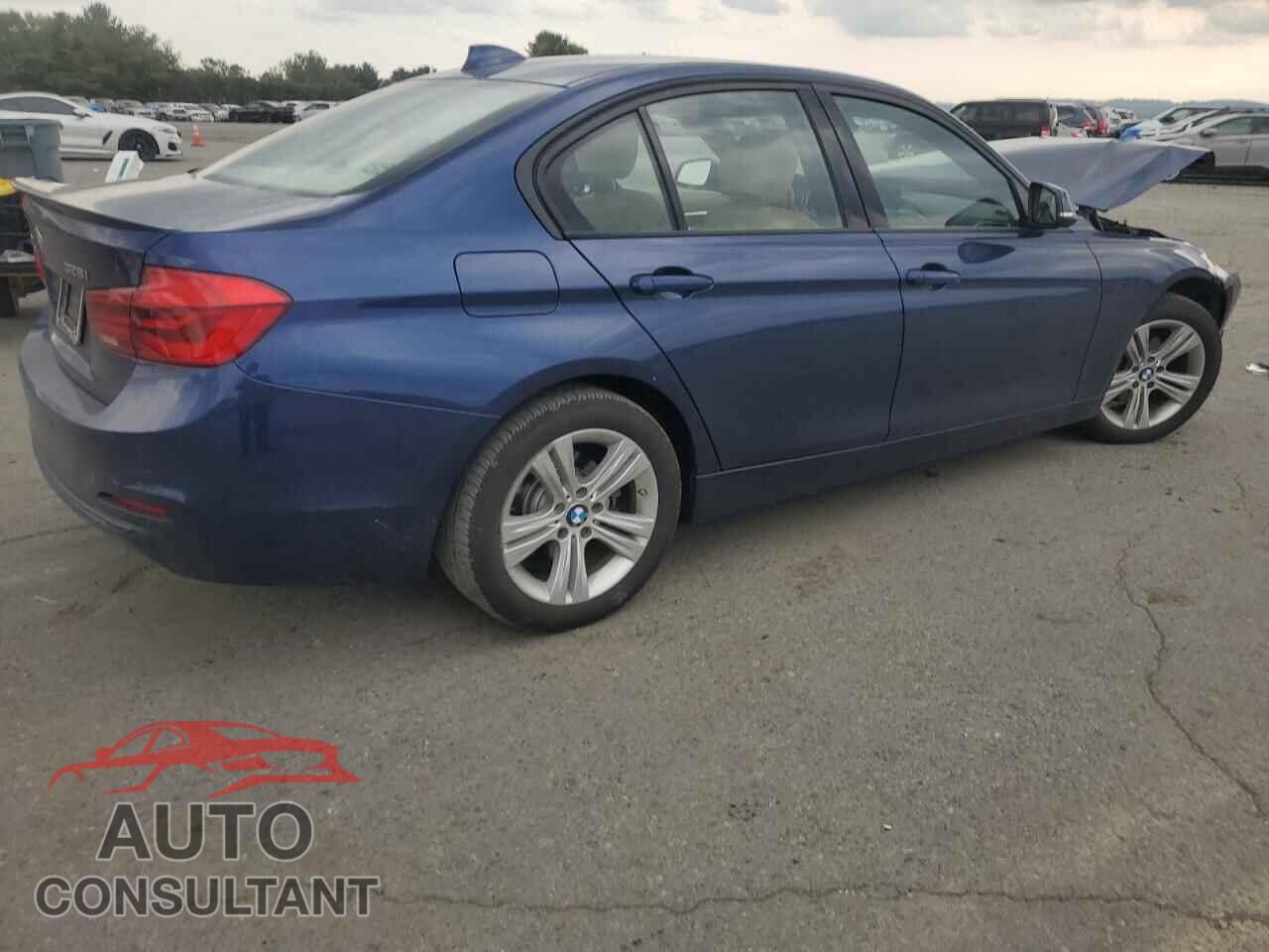 BMW 3 SERIES 2016 - WBA8E3G58GNU03144