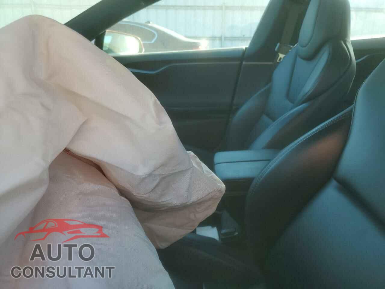 TESLA MODEL S 2018 - 5YJSA1E27JF259609