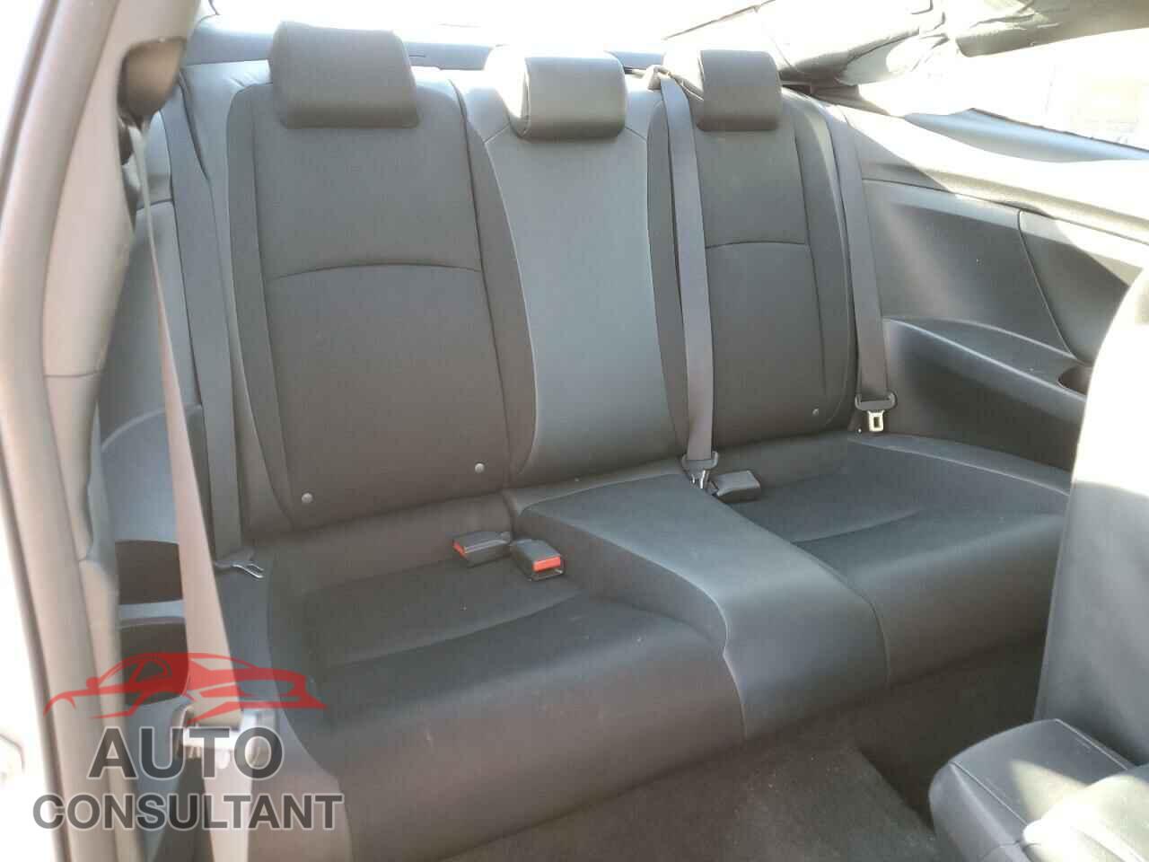 HONDA CIVIC 2019 - 2HGFC4B89KH307632