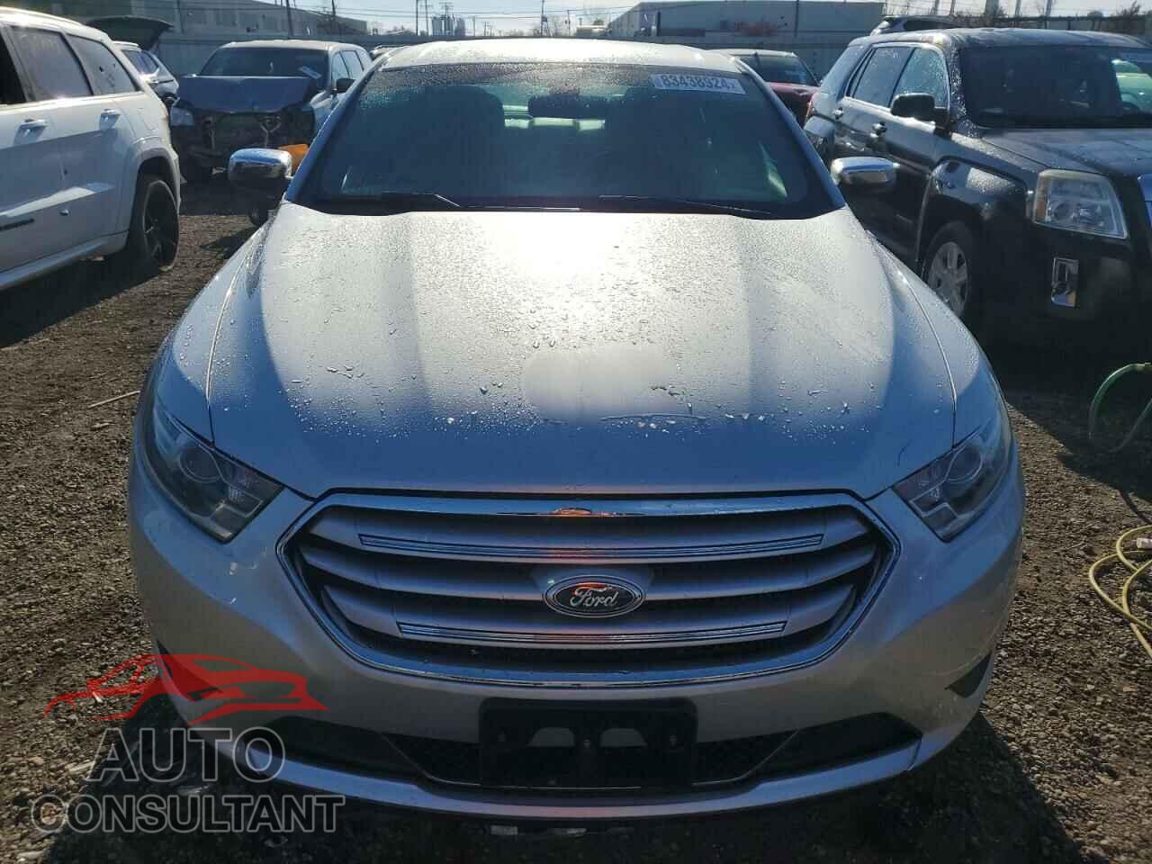 FORD TAURUS 2015 - 1FAHP2F82FG168901