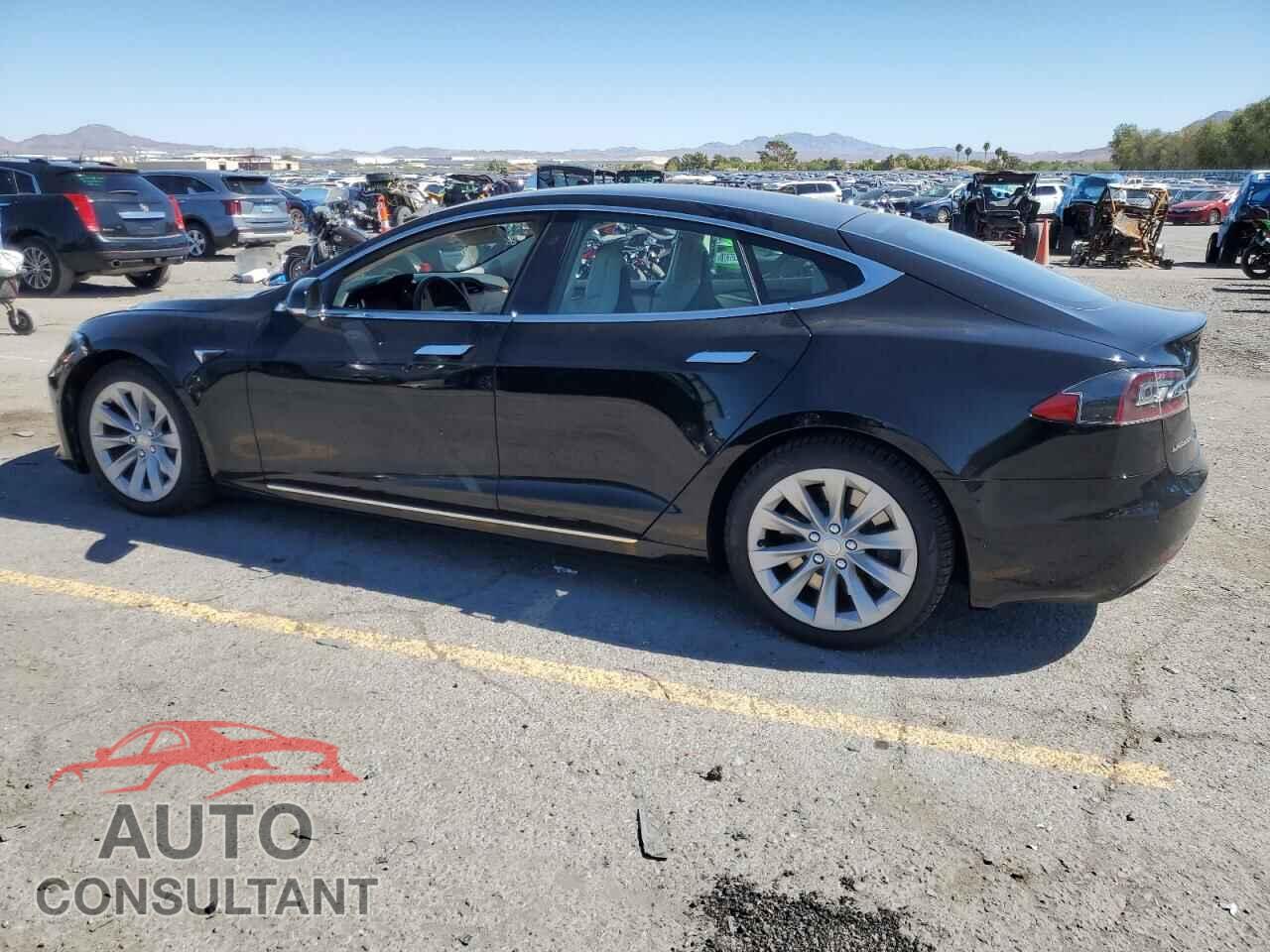 TESLA MODEL S 2018 - 5YJSA1E25JF296996