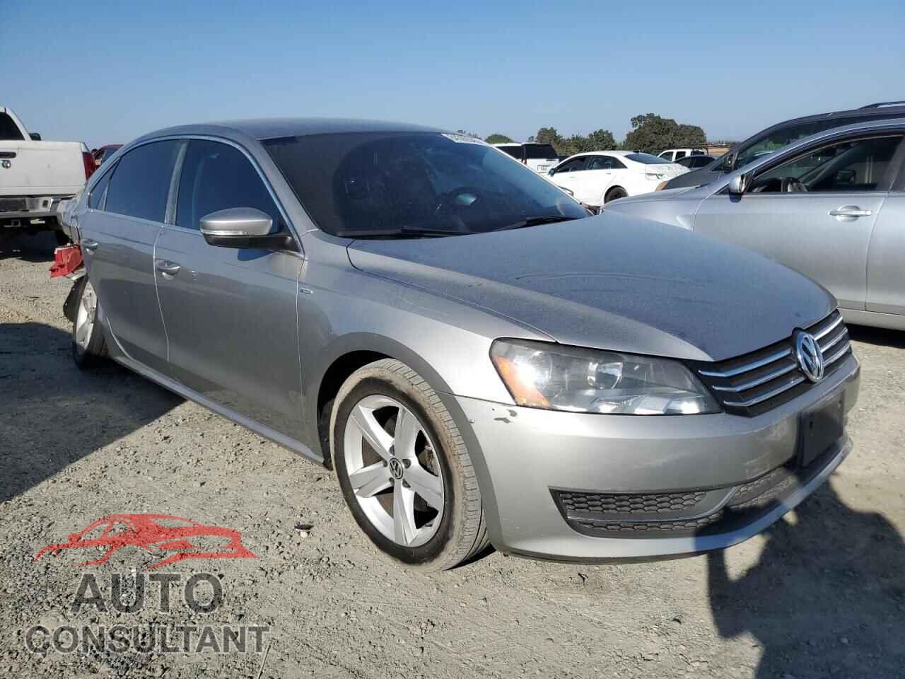 VOLKSWAGEN PASSAT 2014 - 1VWAT7A31EC039924