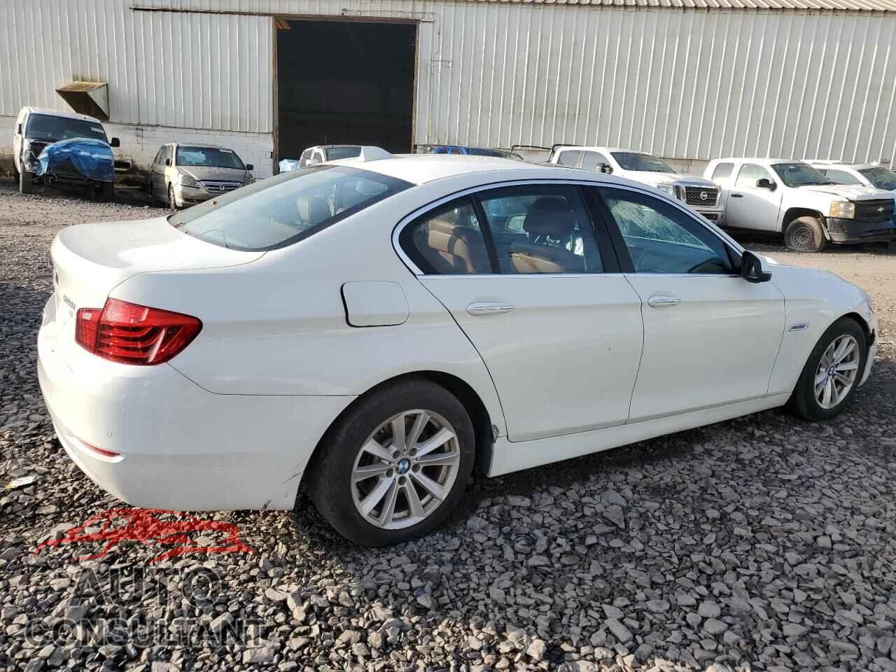 BMW 5 SERIES 2015 - WBA5A7C57FG143348