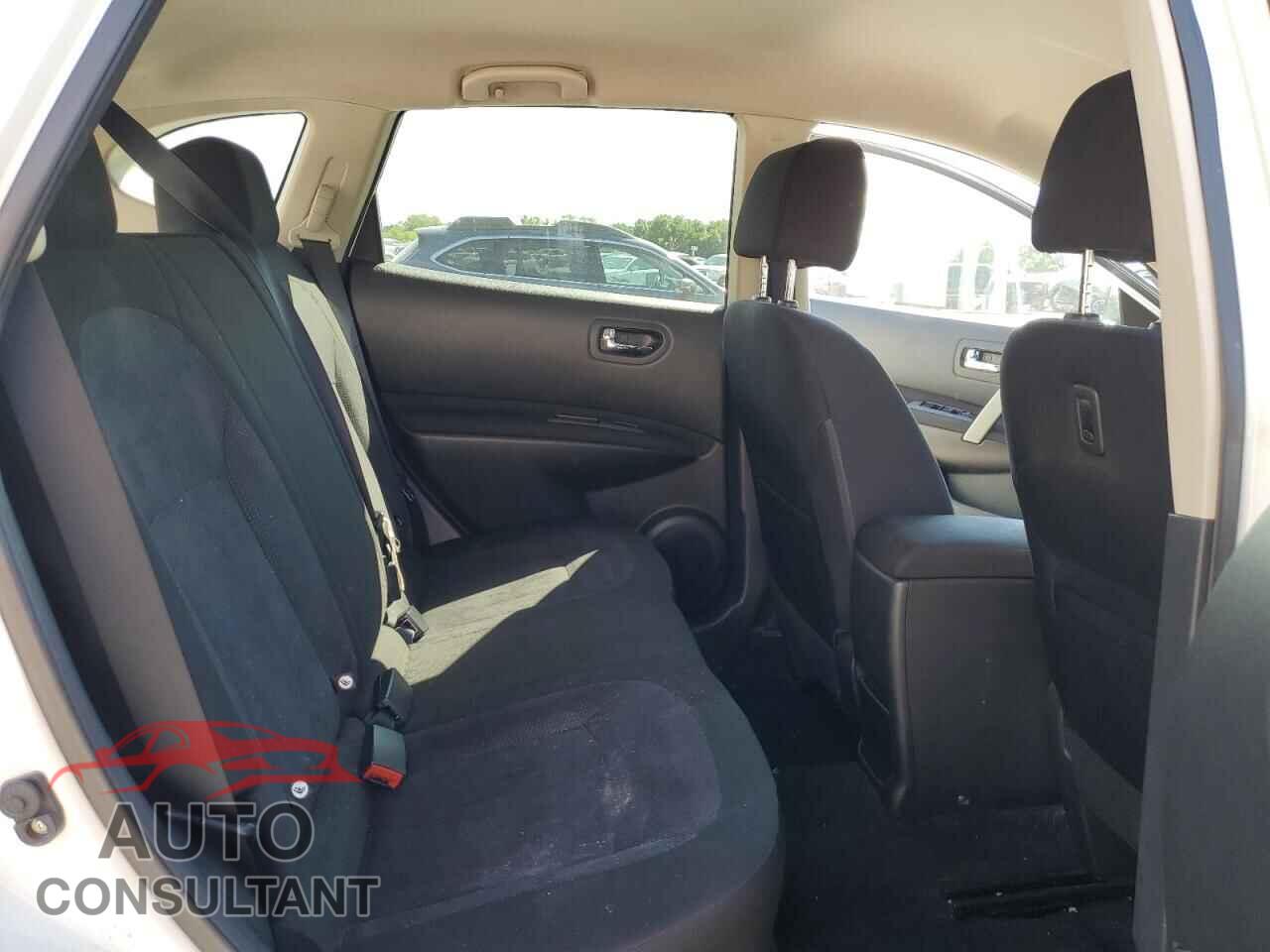 NISSAN ROGUE 2015 - JN8AS5MV1FW754276
