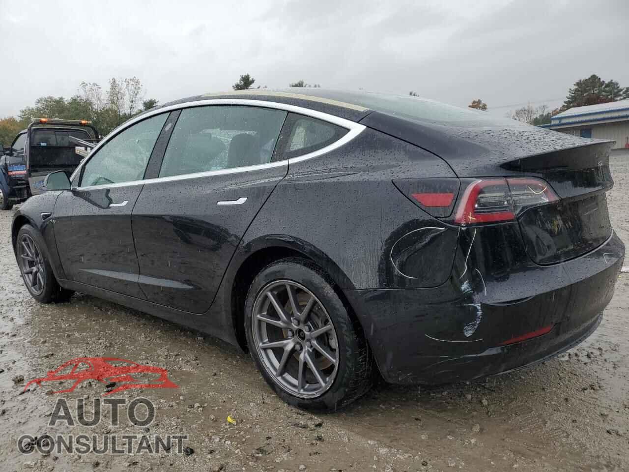 TESLA MODEL 3 2018 - 5YJ3E1EA8JF089440