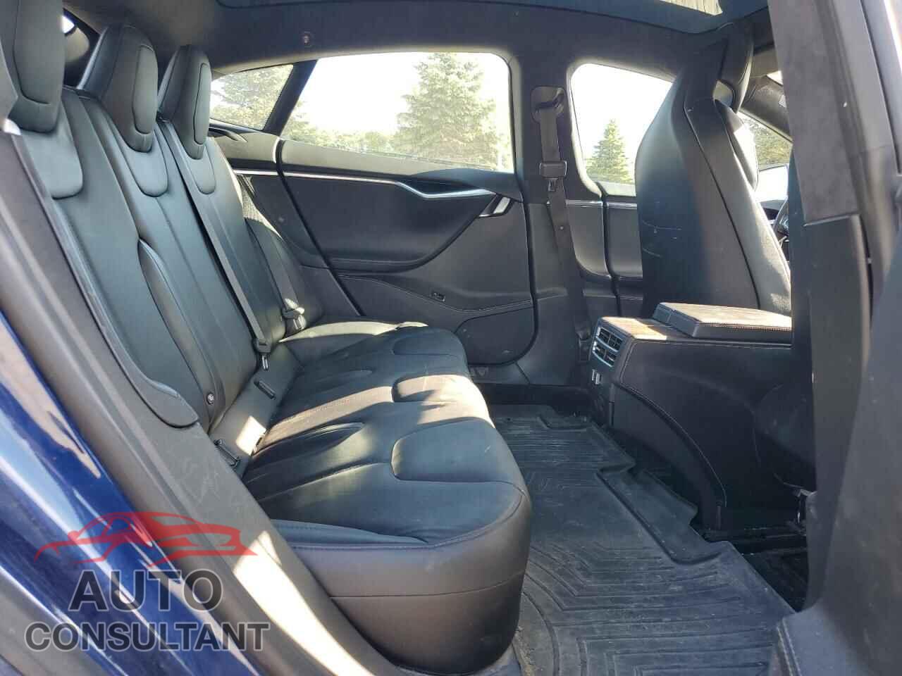 TESLA MODEL S 2017 - 5YJSA1E23HF199208