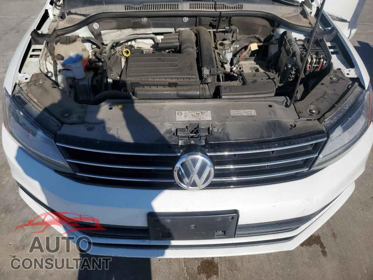 VOLKSWAGEN JETTA 2017 - 3VW2B7AJ6HM394144