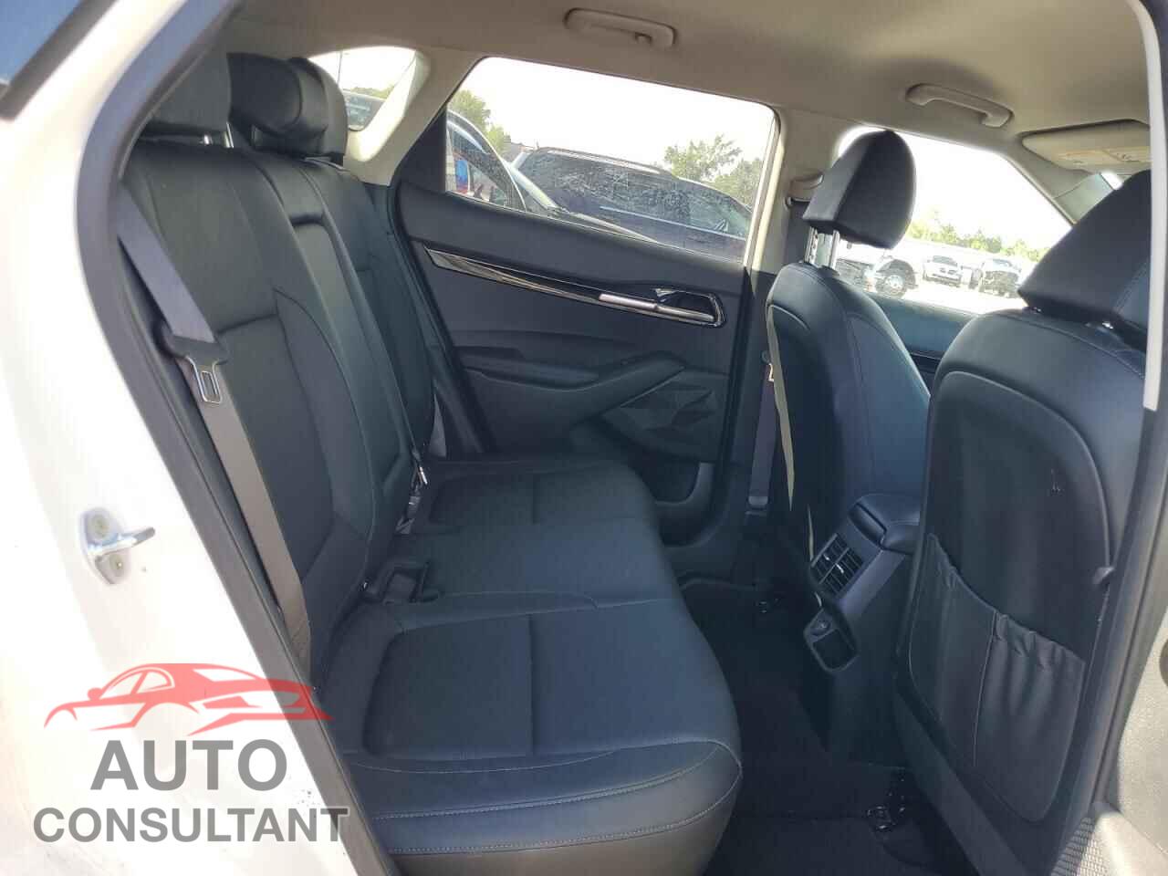 KIA SELTOS 2021 - KNDETCA27M7207335
