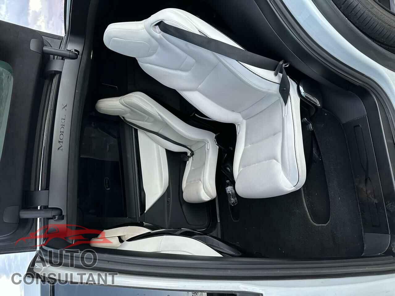 TESLA MODEL X 2016 - 5YJXCBE48GF016679