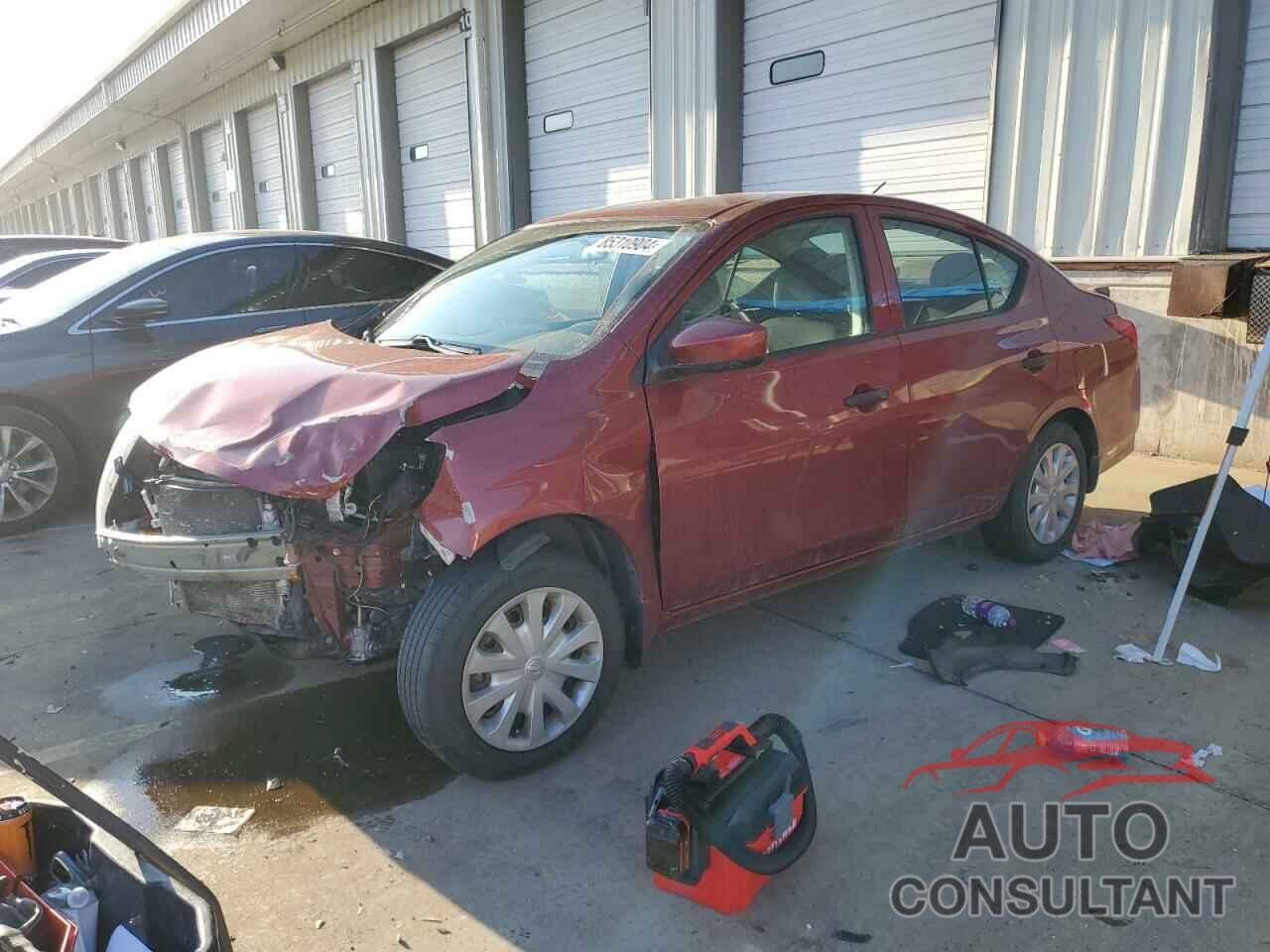 NISSAN VERSA 2018 - 3N1CN7AP1JL805872