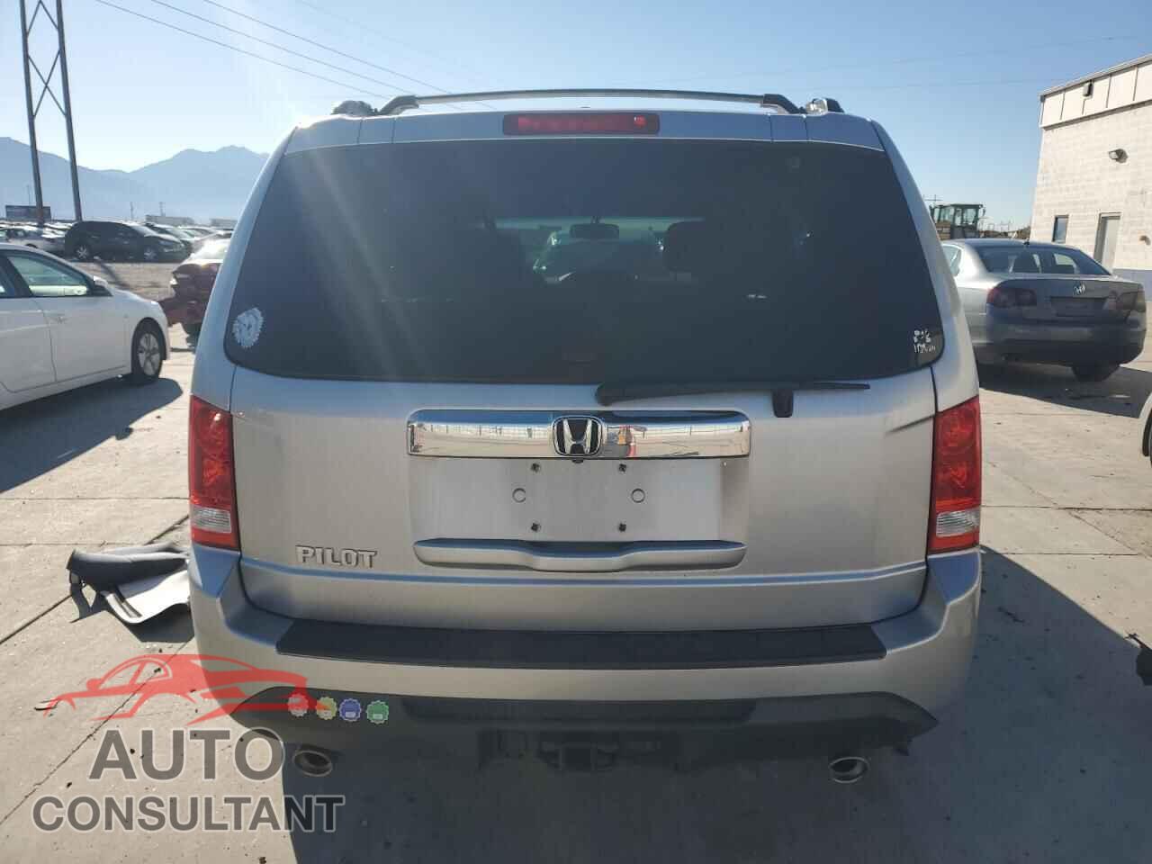 HONDA PILOT 2012 - 5FNYF3H5XCB013203