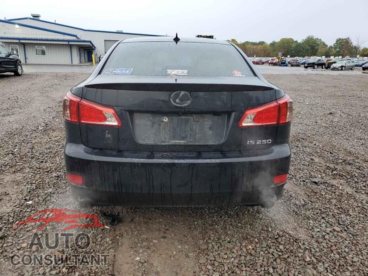 LEXUS IS 2011 - JTHBF5C28B5140447