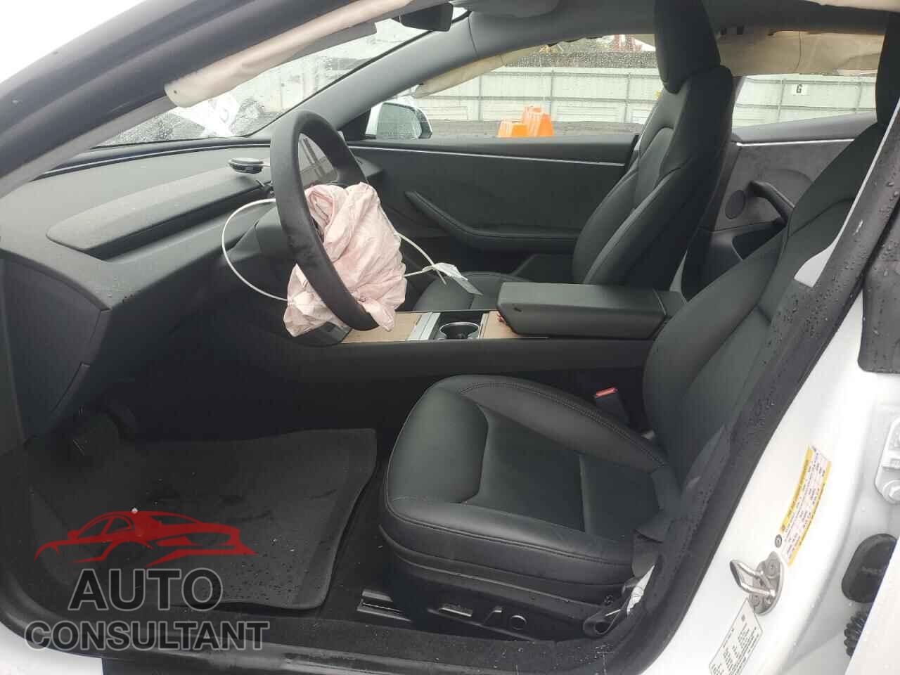 TESLA MODEL 3 2024 - 5YJ3E1EB1RF771080